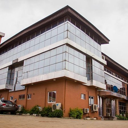 Glasshouse Hotel And Suites Egba المظهر الخارجي الصورة